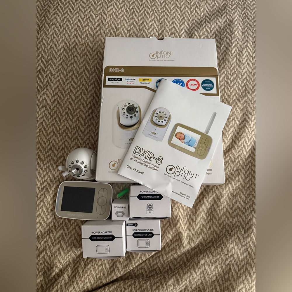 Infant Optics DXR-8 Wireless Digital Video Monitoring System